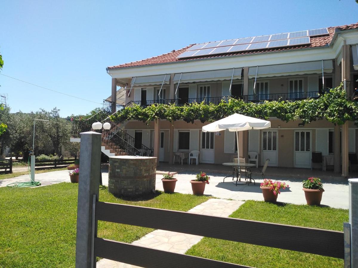 Velika Beach Rooms 外观 照片