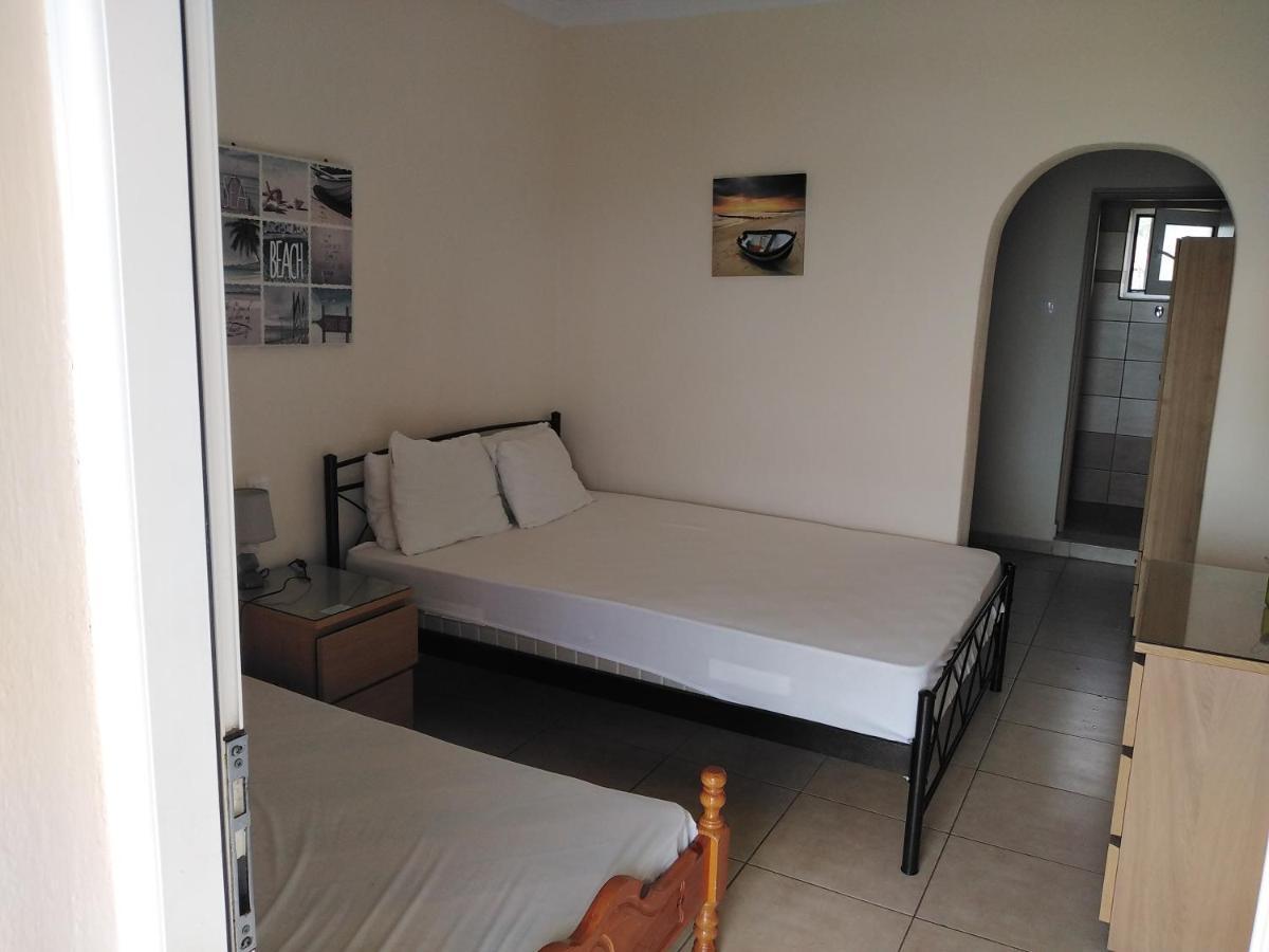 Velika Beach Rooms 外观 照片